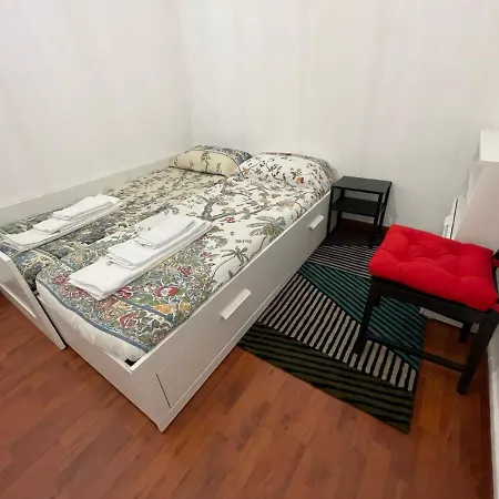 La Finestra Su Savona, Savona