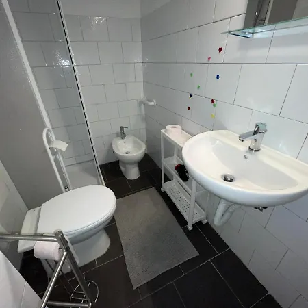 La Finestra Su Savona,