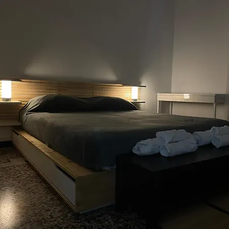 La Finestra Su Savona, Savona