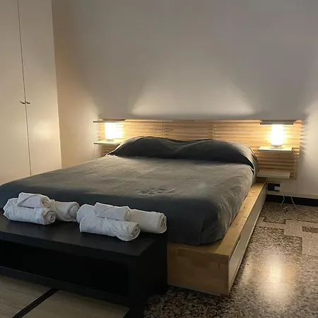 Appartamento La Finestra Su Savona, Savona
